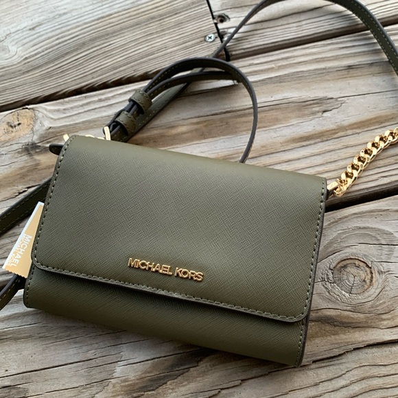 Michael Kors phone crossbody bag - Picture 1 of 10
